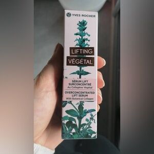 Yves Rocher Lifting Végétal Serum - Pink